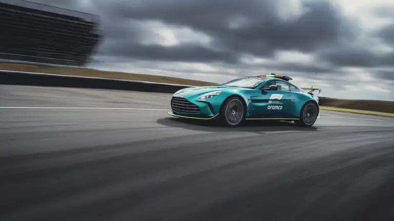 Aston Martin Vantage S - Safety Car - 3
