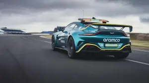 Aston Martin Vantage S - Safety Car