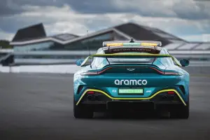 Aston Martin Vantage S - Safety Car - 9