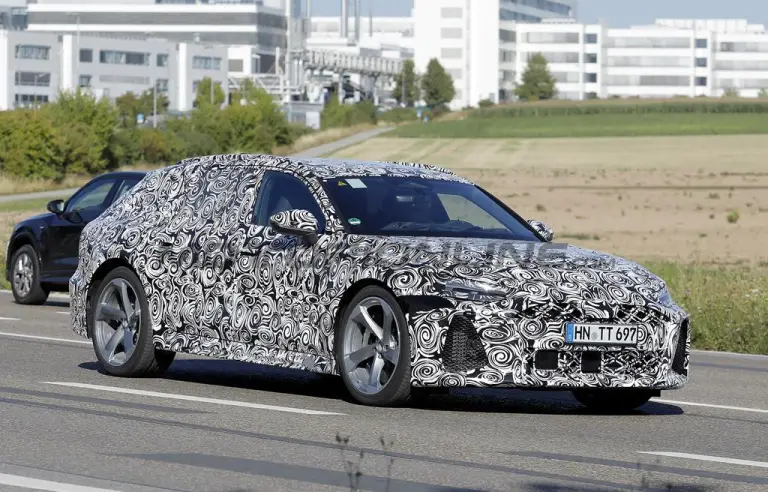 Audi RS6 Avant 2027 - Foto spia 29-08-2025 - 1