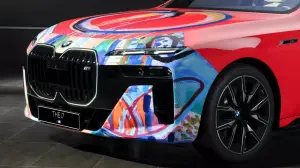 BMW i7 by Lee Kun-Yong Art Car