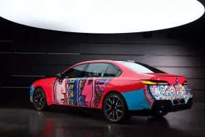 BMW i7 by Lee Kun-Yong Art Car
