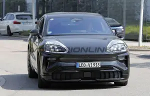 Porsche Cayenne Coupe 2027 - Foto spia 02-09-2025