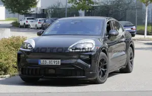 Porsche Cayenne Coupe 2027 - Foto spia 02-09-2025 - 3