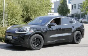 Porsche Cayenne Coupe 2027 - Foto spia 02-09-2025 - 12