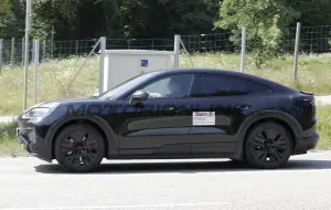 Porsche Cayenne Coupe 2027 - Foto spia 02-09-2025 - 4
