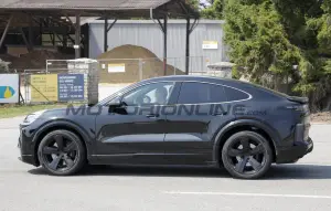 Porsche Cayenne Coupe 2027 - Foto spia 02-09-2025 - 6