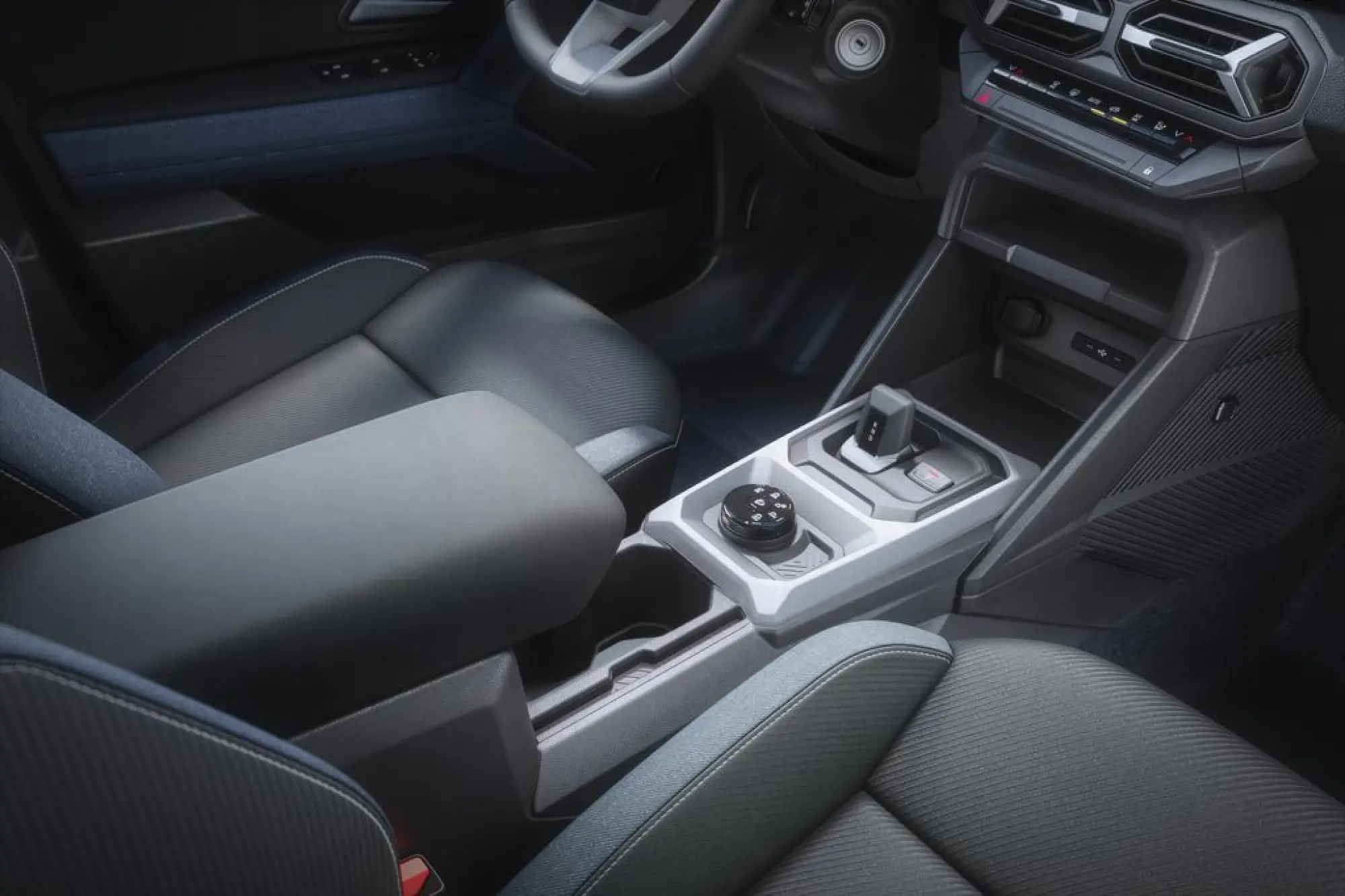 Dacia Duster e Bigster Hybrid-G 150 4X4 - 10