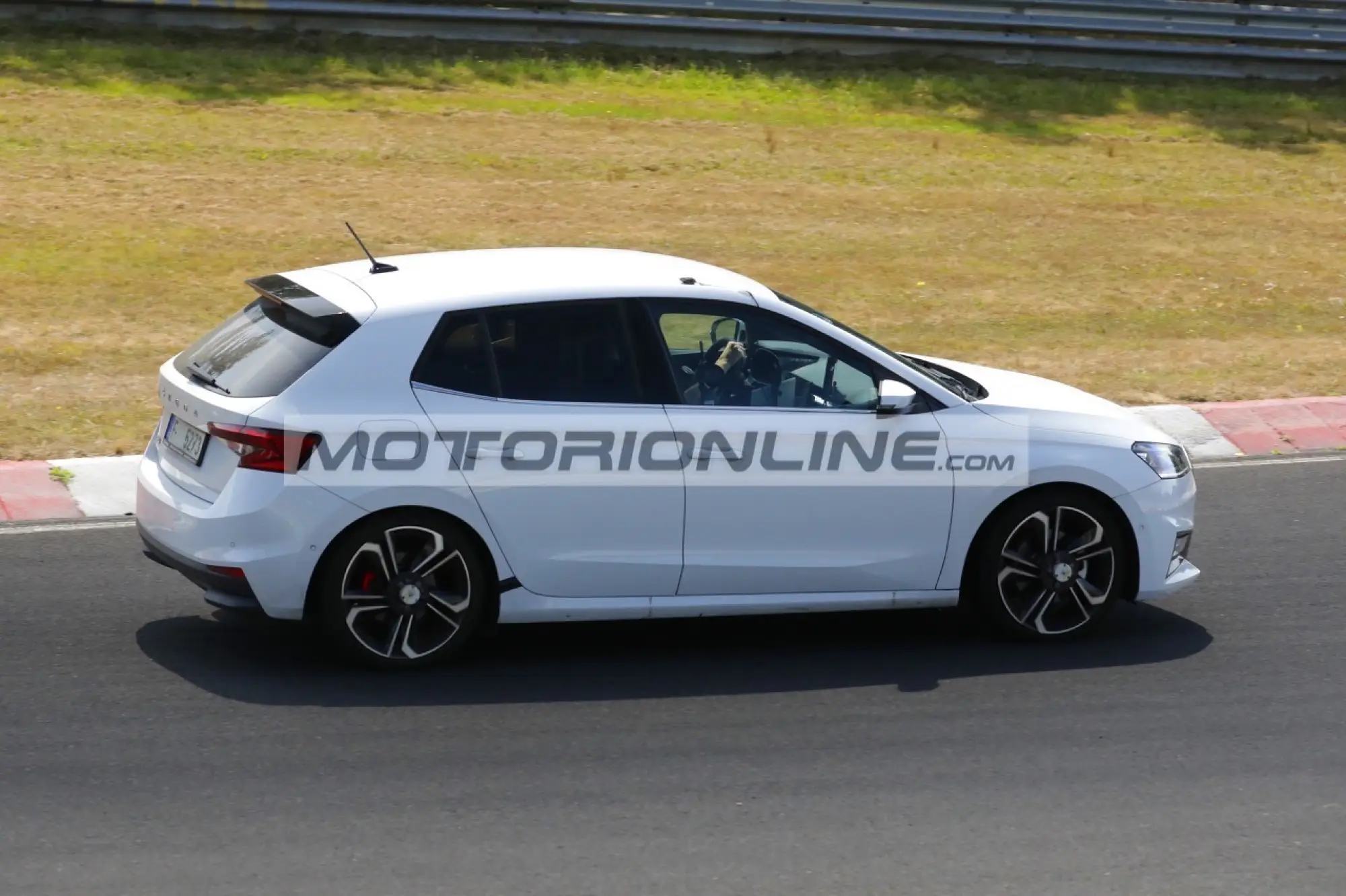 Skoda Fabia RS - Foto spia 5-9-2025 - 11