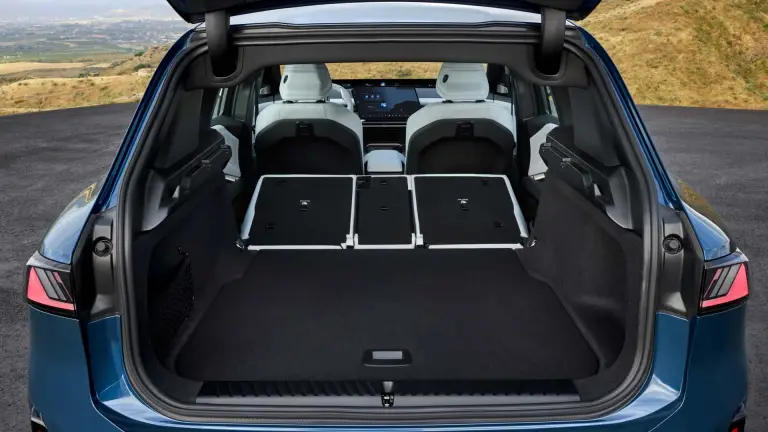 BMW iX3 2026 - 18