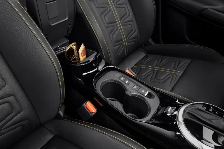 Nissan Juke 2025: prezzo, foto, dimensioni, allestimenti - 13