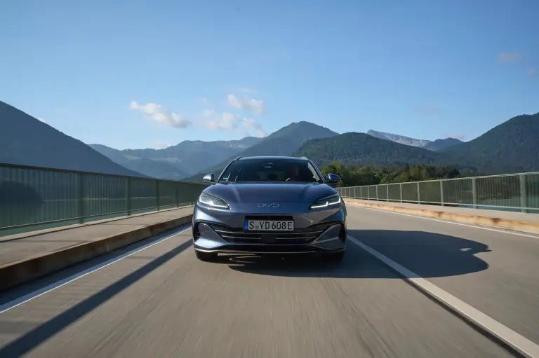 BYD Seal 6 DM-i Touring - Foto ufficiali - 6