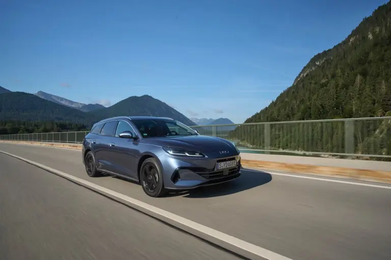 BYD Seal 6 DM-i Touring - Foto ufficiali - 4