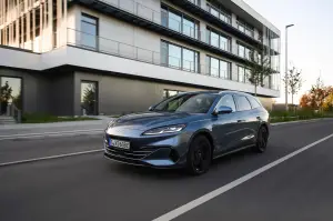 BYD Seal 6 DM-i Touring - Foto ufficiali