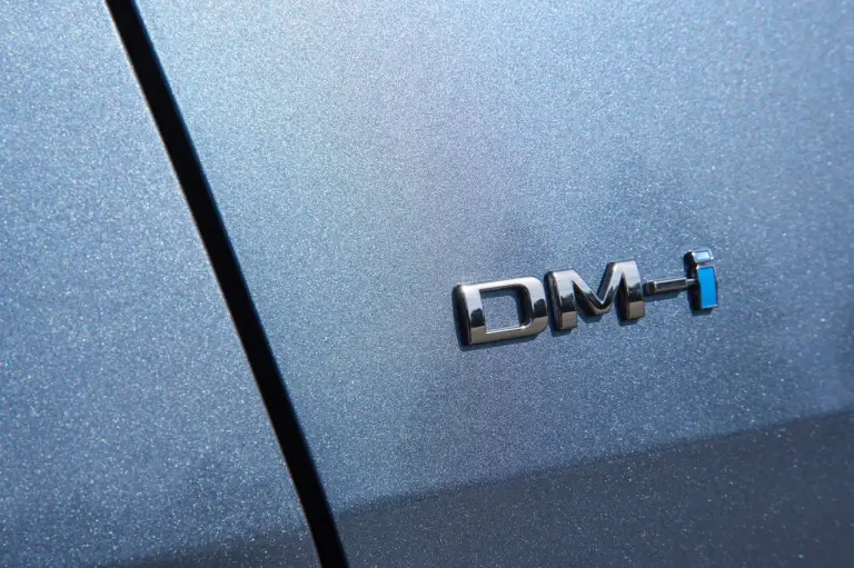 BYD Seal 6 DM-i Touring - Foto ufficiali - 32