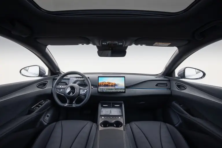 BYD Seal 6 DM-i Touring - Foto ufficiali - 37
