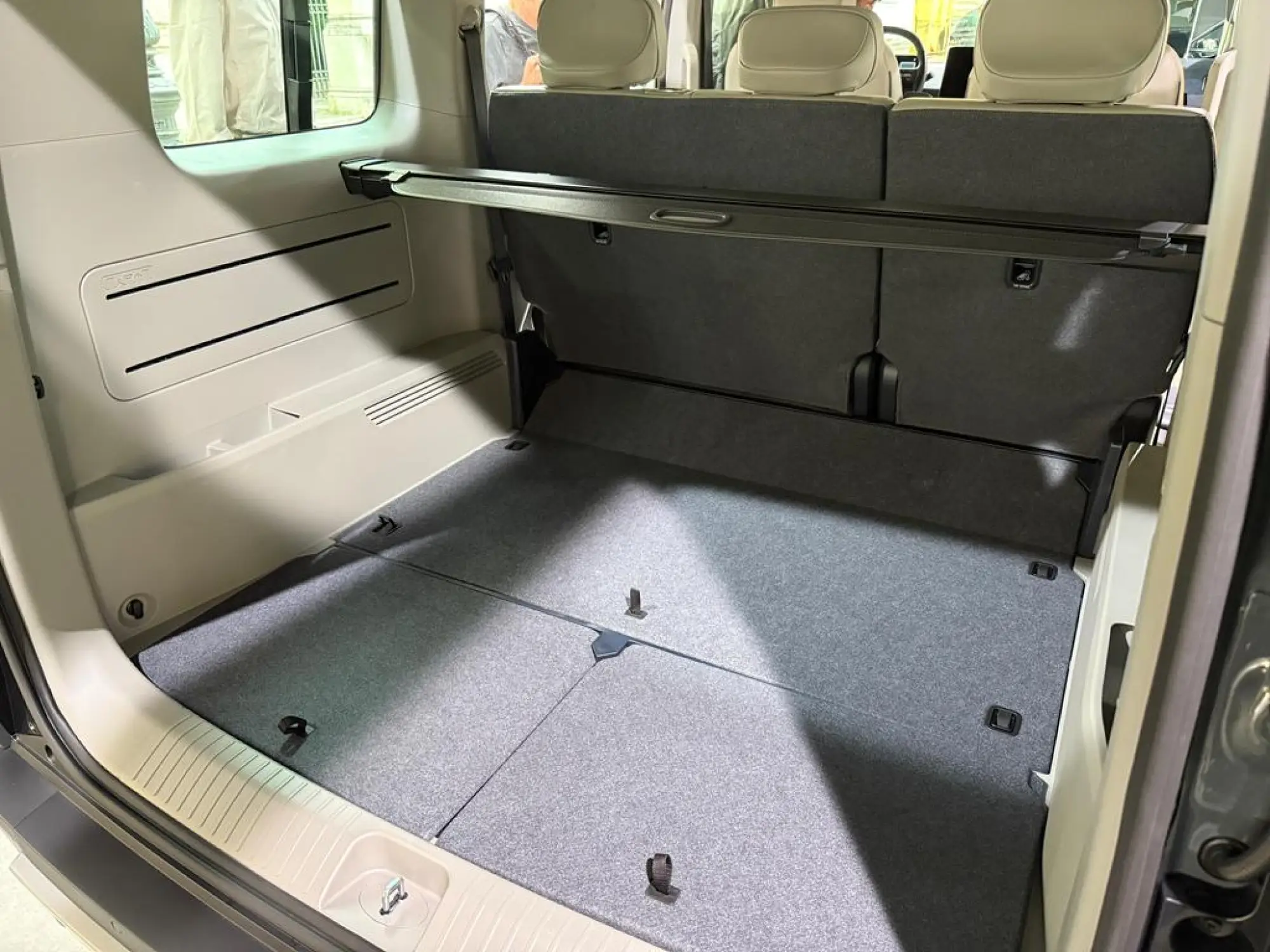 Kia PV5 - Salone di Monaco 2025 - 5