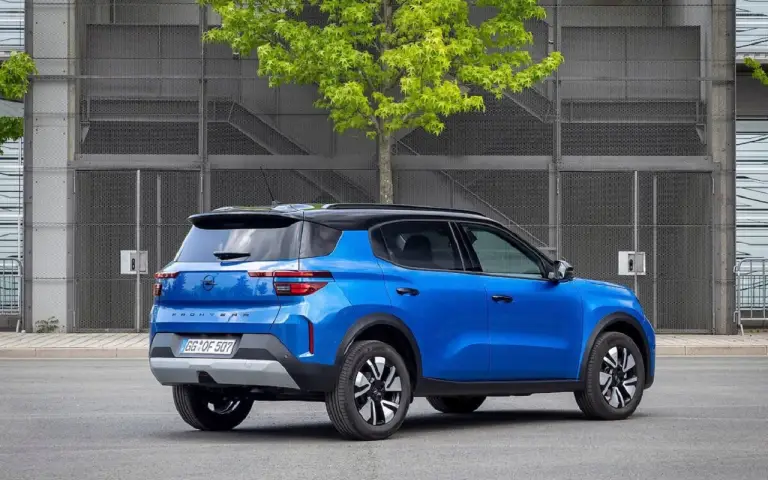 Opel Frontera GS a 7 posti - 9