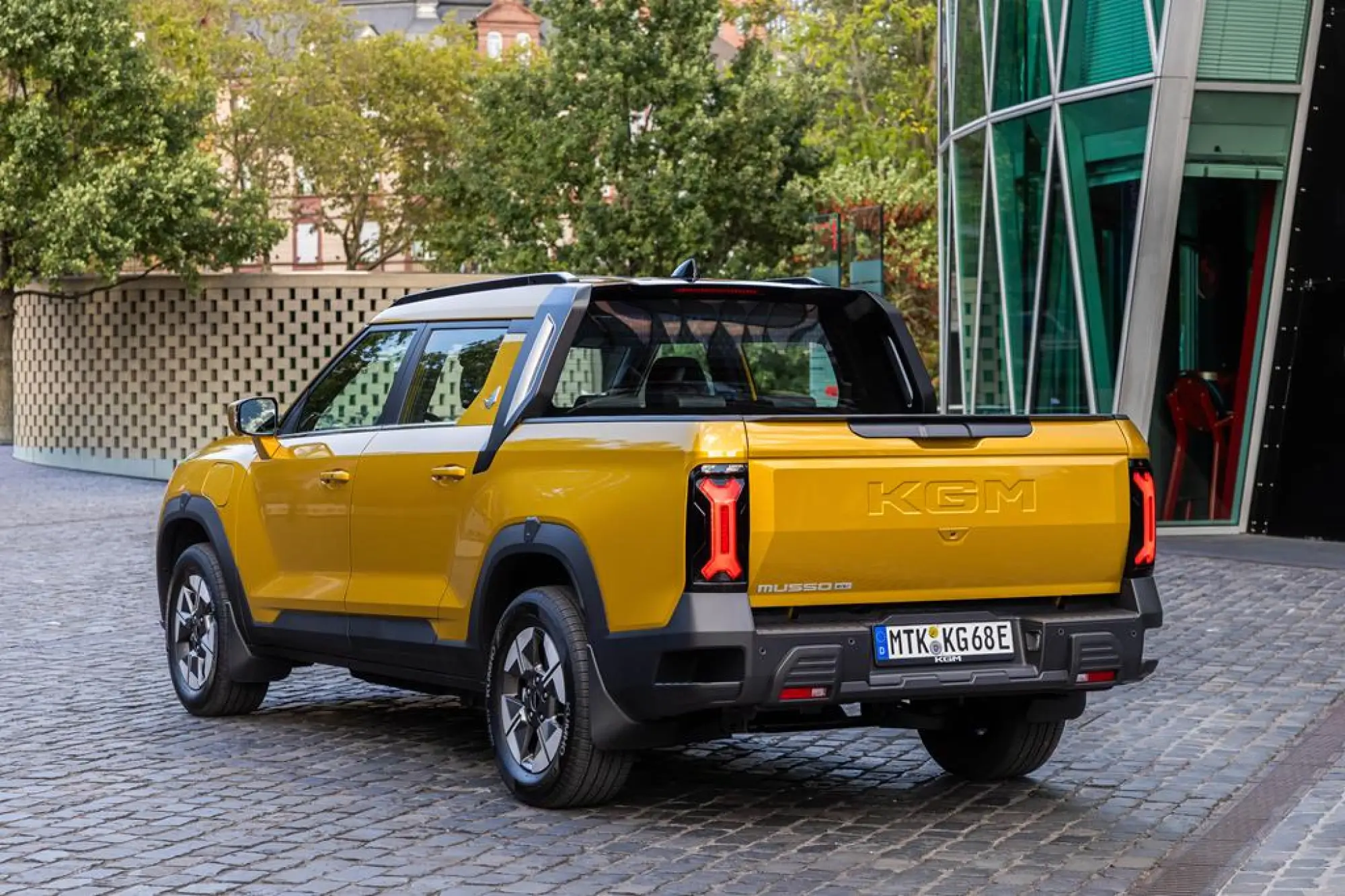 KGM Torres EVT Pick-up - 10