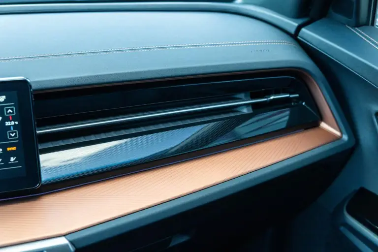 KGM Torres EVT Pick-up - 33