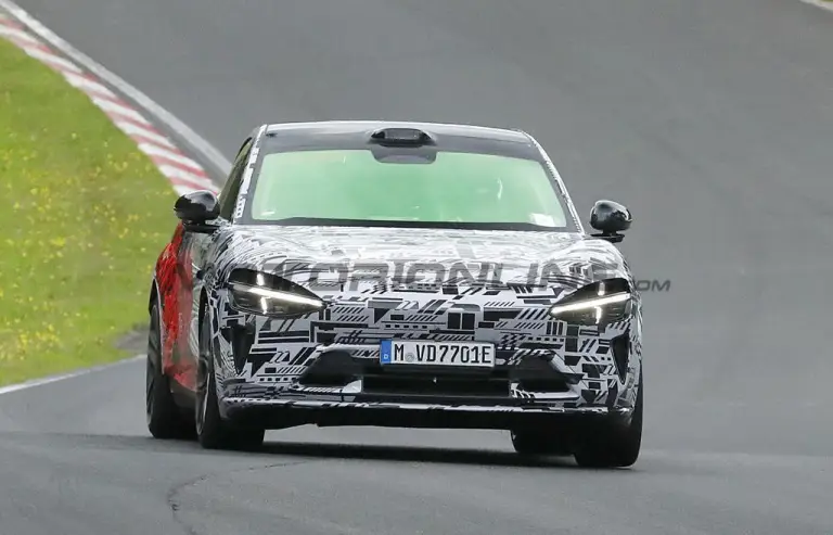 Xiaomi YU7 GT - Foto spia 18-09-2025 - 1