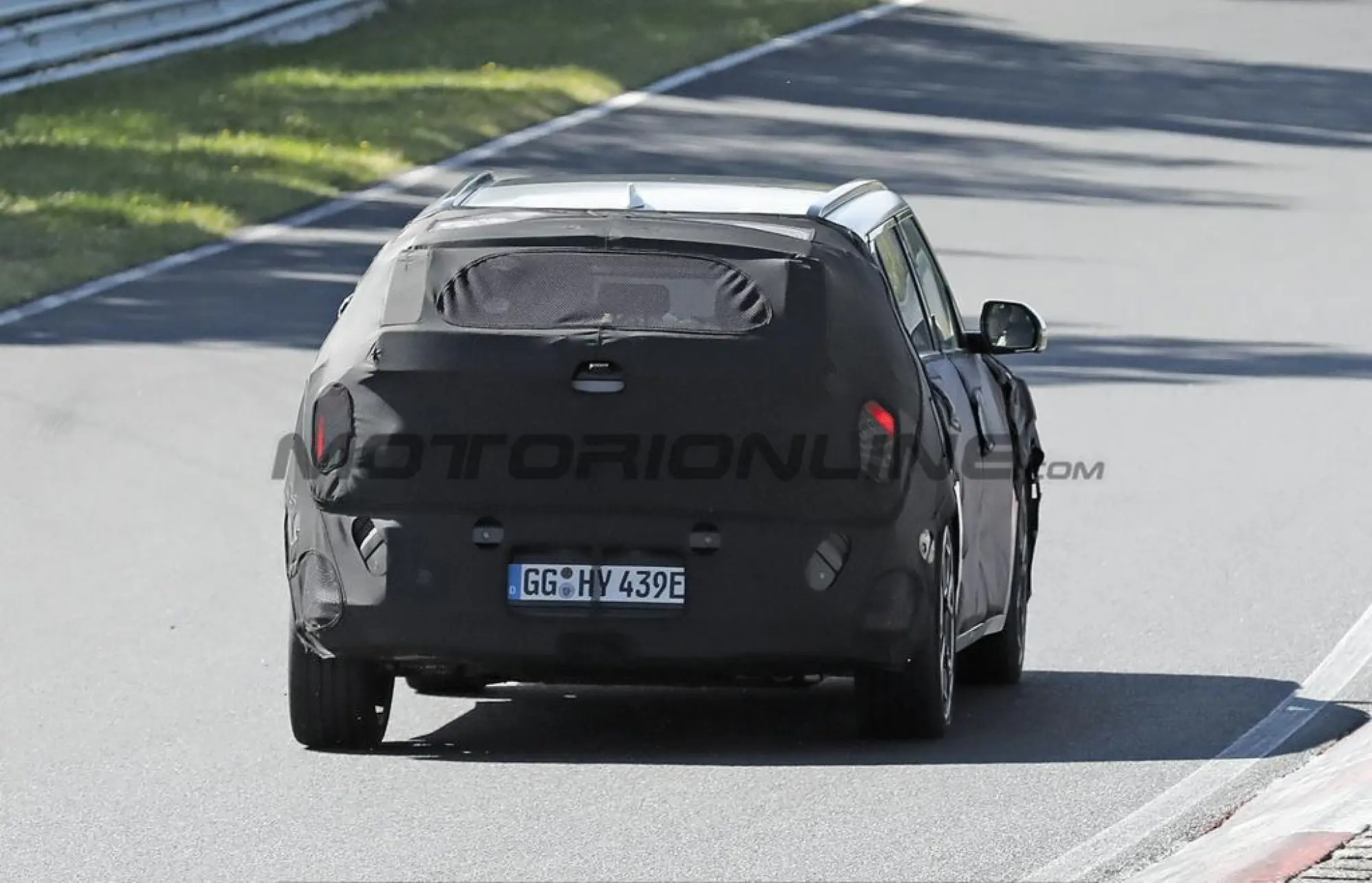 Kia EV3 GT - Foto spia 19-09-2025 - 8