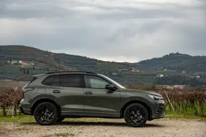Volkswagen Tiguan e-hybrid 2025: prezzo, foto, dimensioni, allestimenti - 2