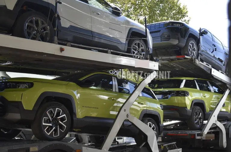 Jeep Compass 2026 - Foto spia 22-09-2025 - 9