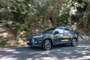 Toyota Corolla Cross 2025 - Foto dinamiche