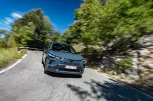 Toyota Corolla Cross 2025 - Foto dinamiche - 4