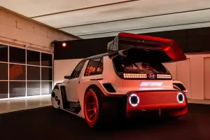 Hyundai Insteroid