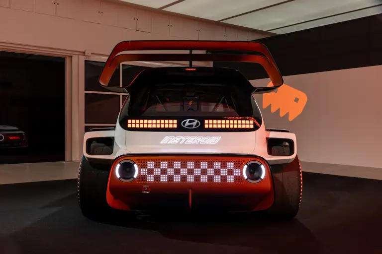Hyundai Insteroid - 3