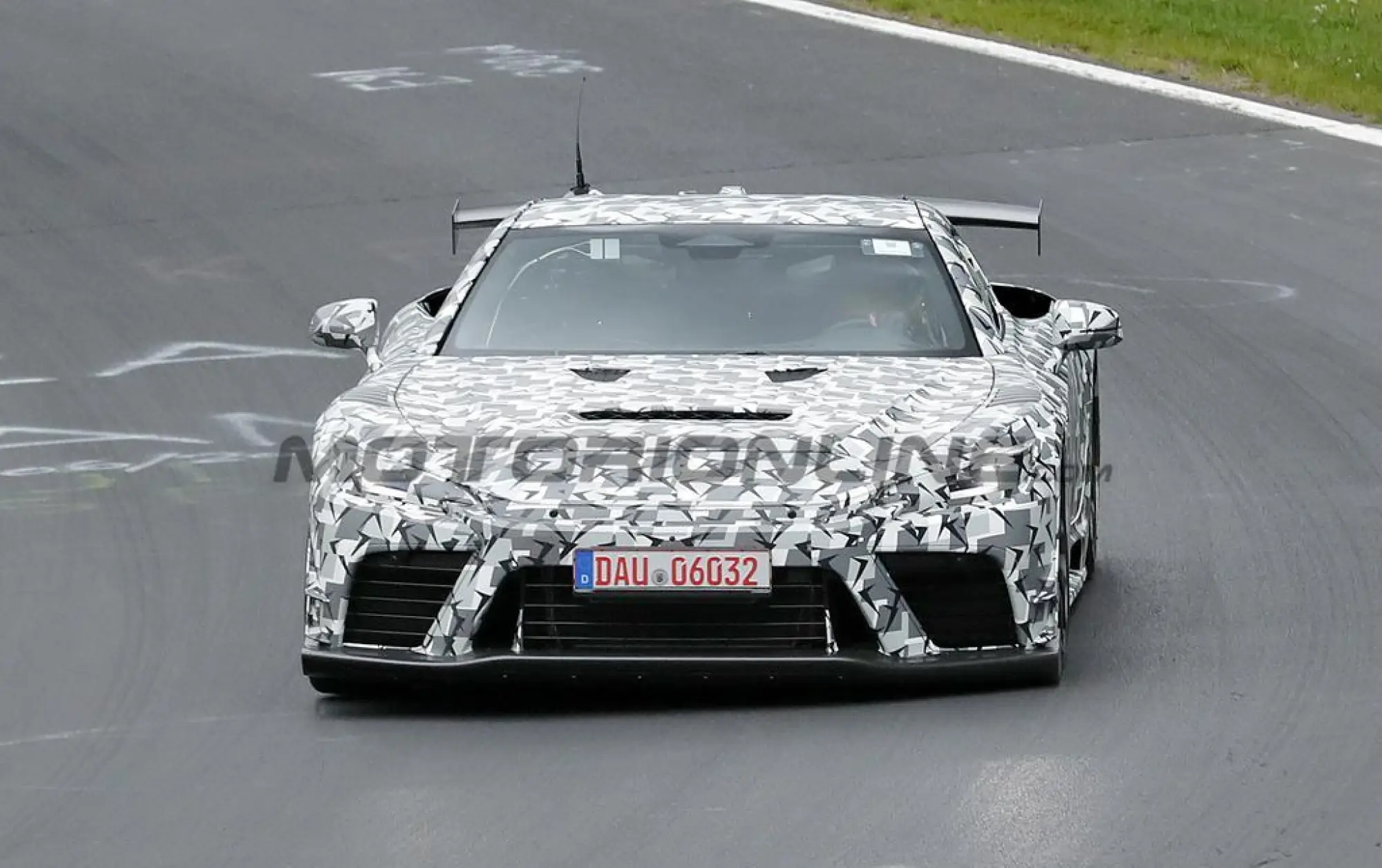 Lexus LFR 2026 - Foto spia 28-09-2025 - 1