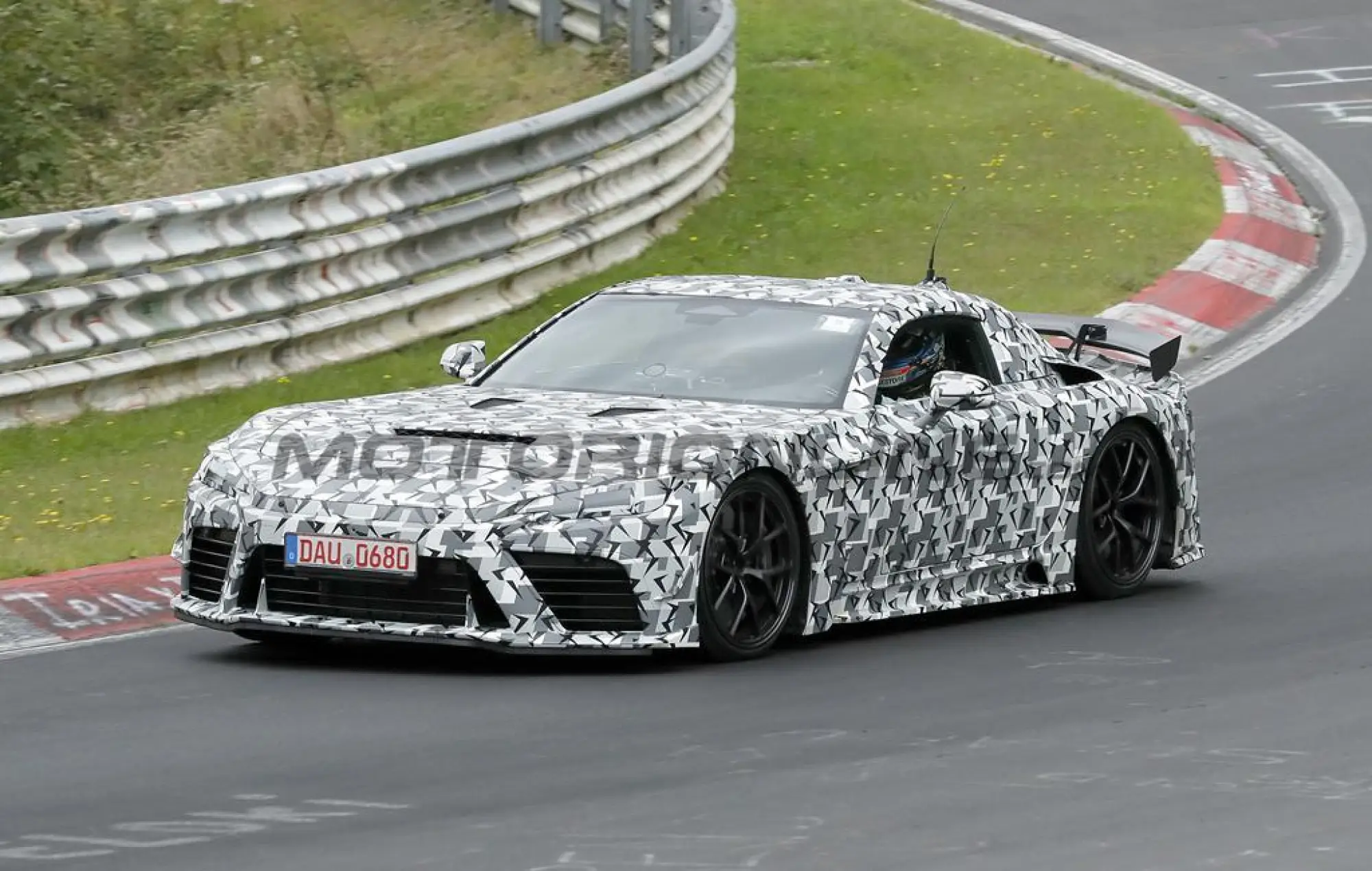 Lexus LFR 2026 - Foto spia 28-09-2025 - 9
