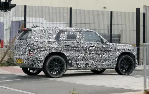 Land Rover Defender 80 - Foto spia 28-09-2025