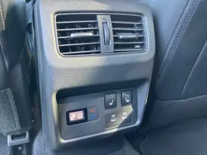 Nissan X-Trail N-Trek 2025 - Come va