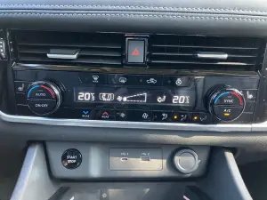 Nissan X-Trail N-Trek 2025 - Come va