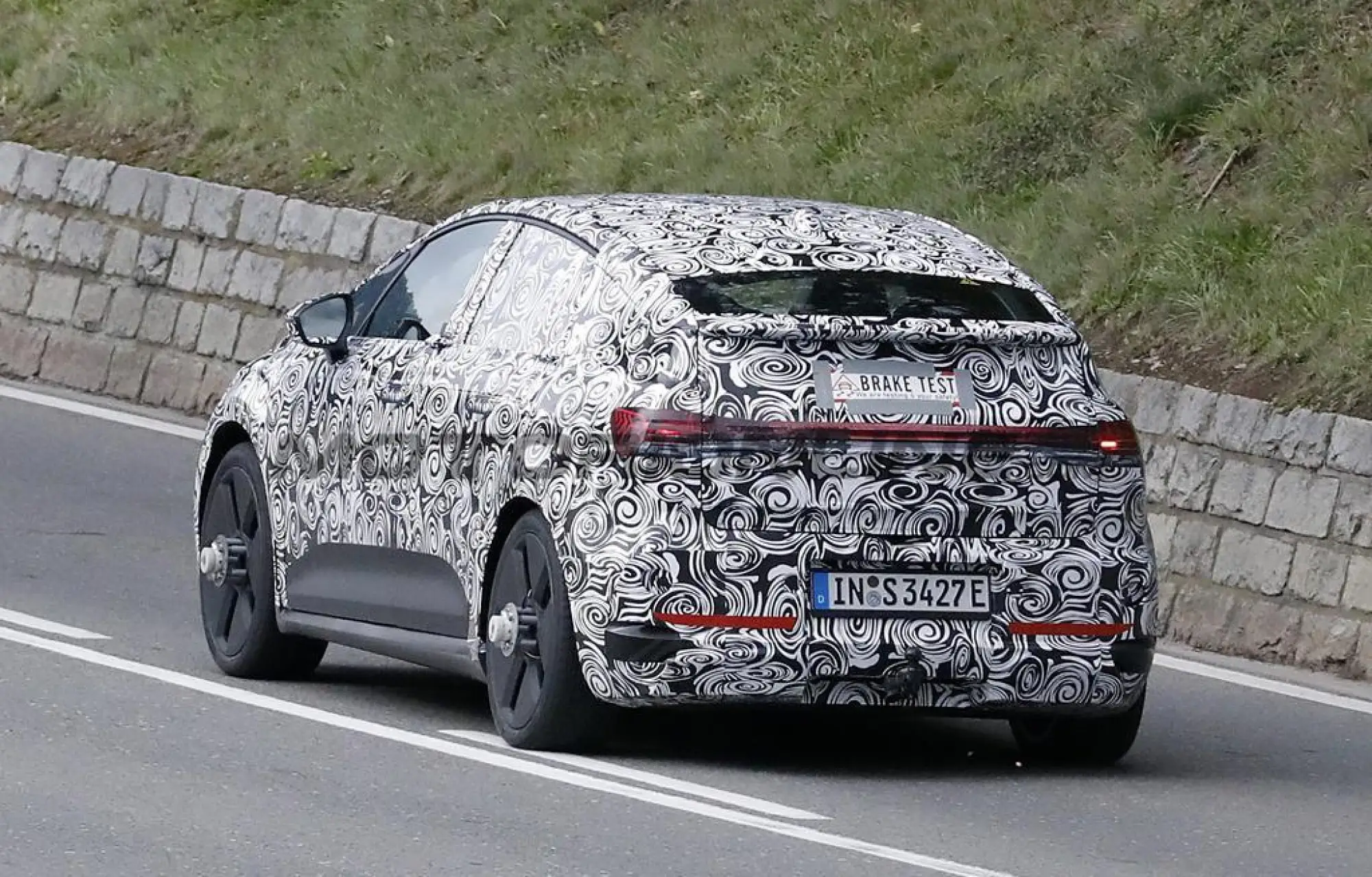 Audi A2 e-tron - Foto spia 01-10-2025 - 14