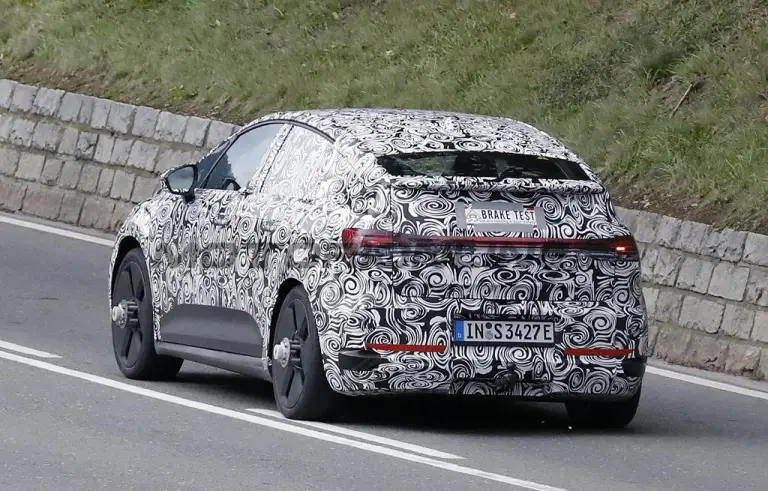 Audi A2 e-tron - Foto spia 01-10-2025 - 14
