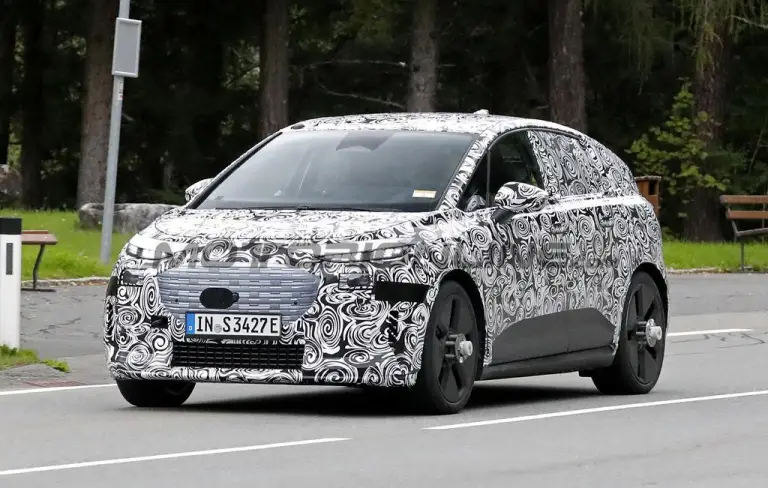 Audi A2 e-tron - Foto spia 01-10-2025 - 2
