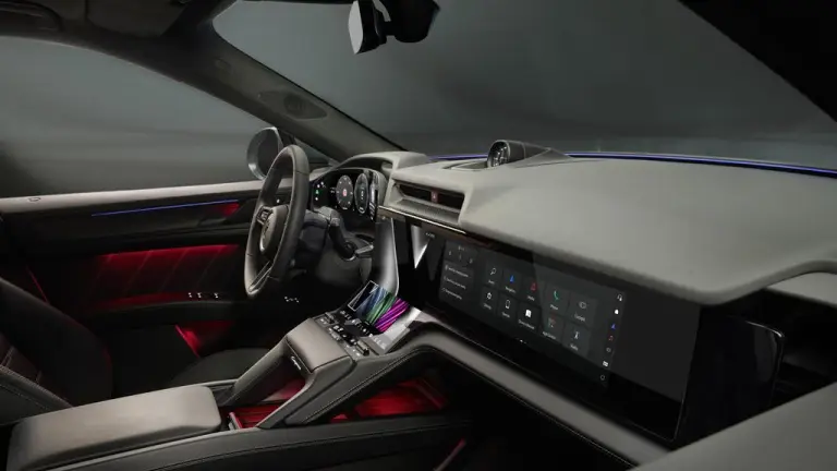 Porsche Cayenne Electric - Interni - 13