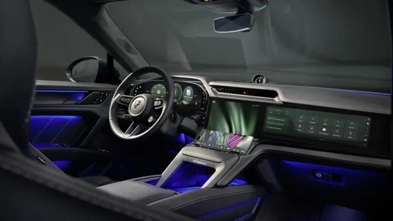 Porsche Cayenne Electric - Interni - 17