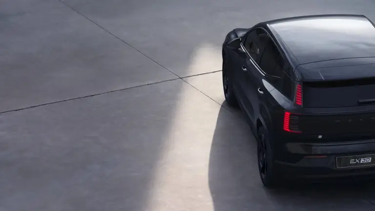 Volvo EX30 Black Edition - 3
