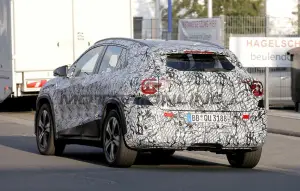 Mercedes GLA 2027 - Foto spia 03-10-2025 - 12