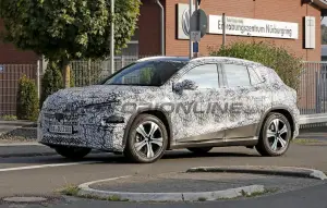 Mercedes GLA 2027 - Foto spia 03-10-2025 - 4
