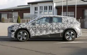 Mercedes GLA 2027 - Foto spia 03-10-2025 - 6