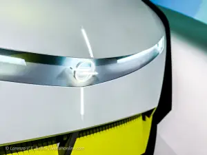 Opel Corsa GSE Vision Gran Turismo in Italia