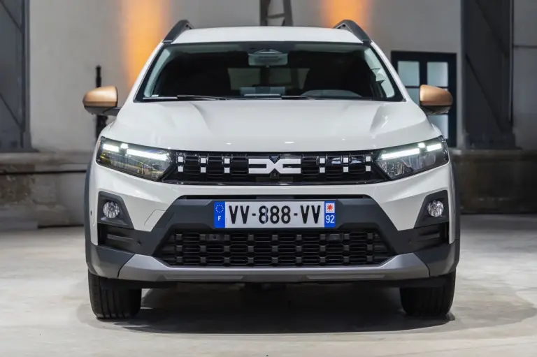 Dacia Sandero e Jogger 2026 - Foto ufficiali - 17