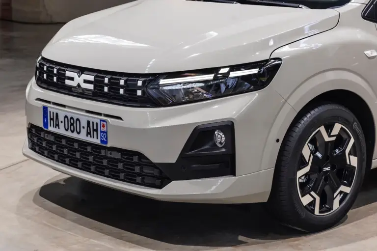 Dacia Sandero e Jogger 2026 - Foto ufficiali - 33