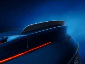 Aston Martin DB12 S - 7
